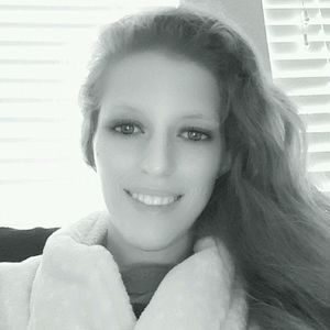 Meet your Posher, Lhea